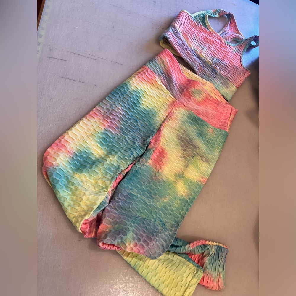 Pastel knit workout set